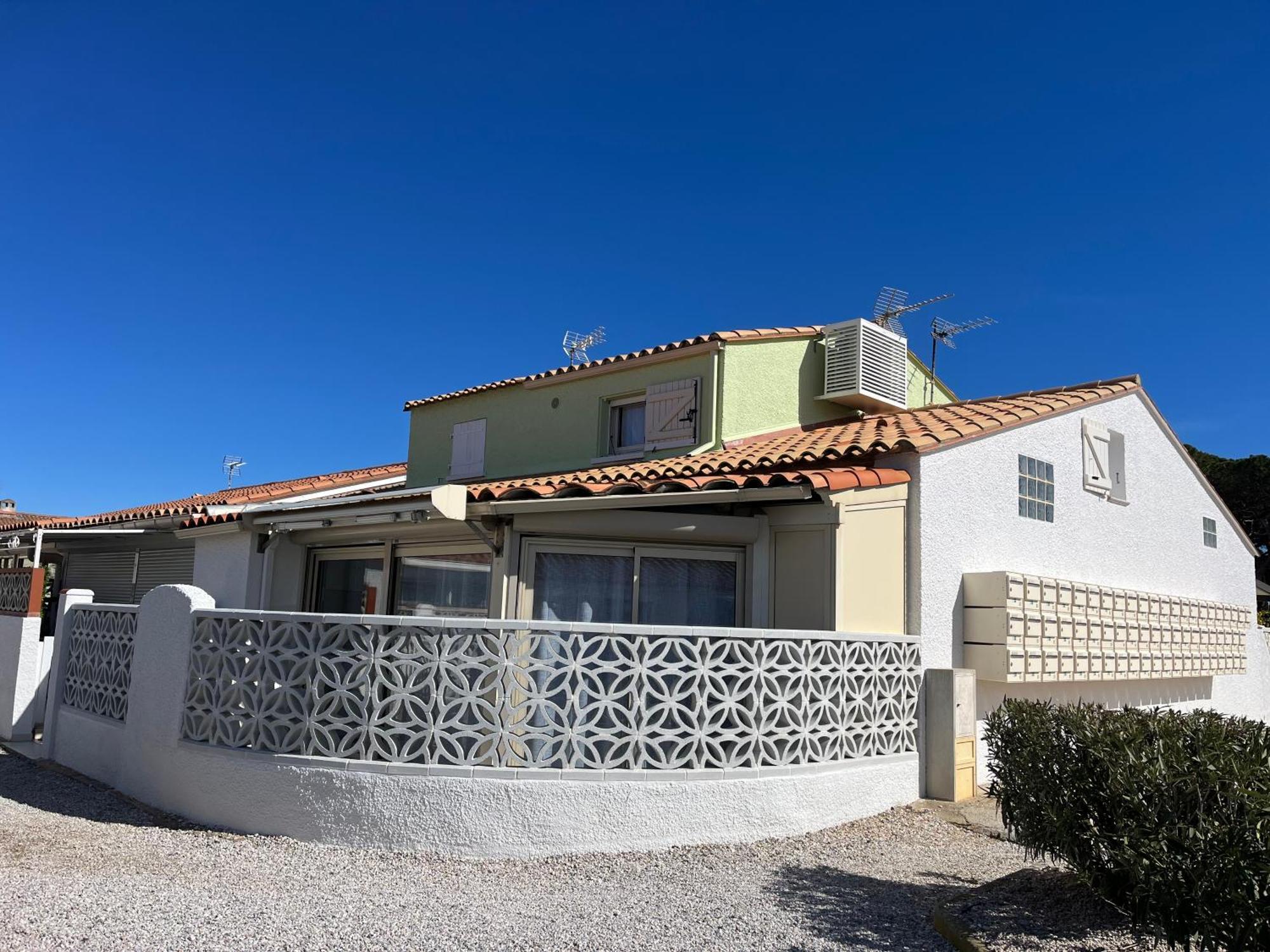 Location De Villa Numero 3 Renovee En Residence Le Barcarès Esterno foto